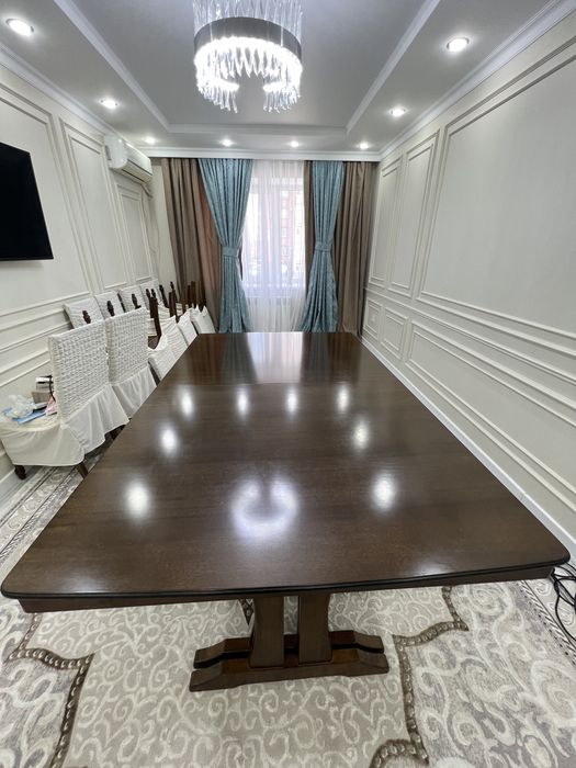 Продам гостиный стол Малайзия