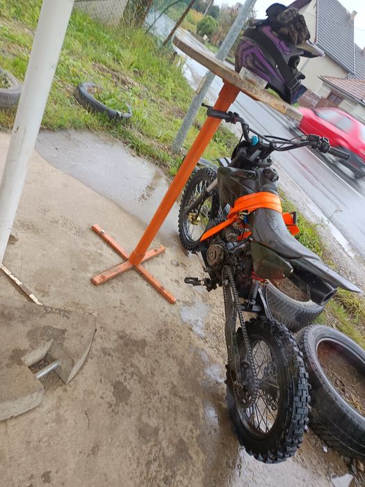 Vând cross 125cc