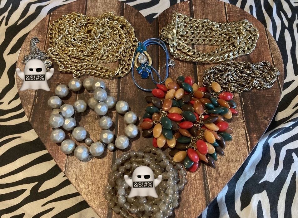 Гривни  и колиета