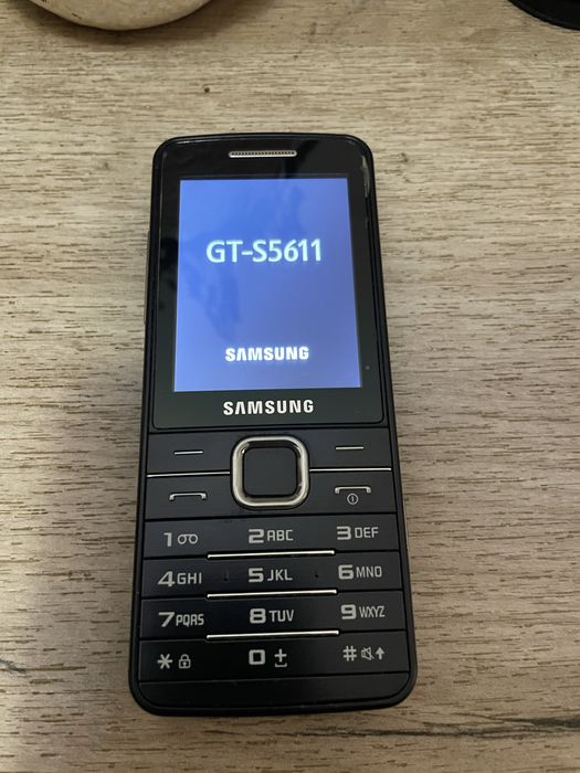 Samsung GT-S5611, Black