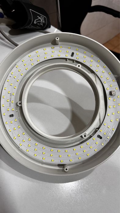 Продам светодиоды для лампы лупы.