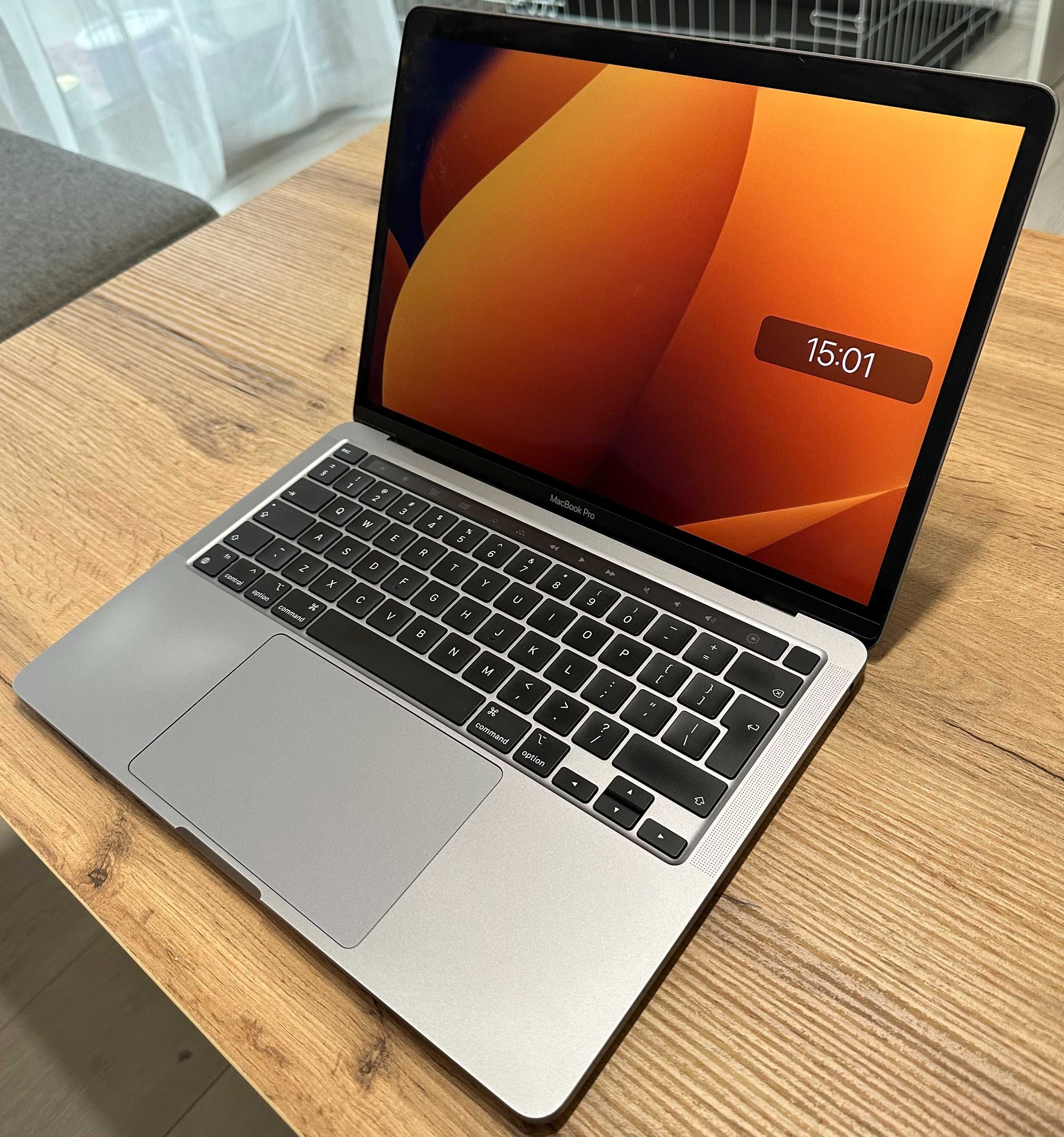 MacBook Pro 13" 2020 M1, 8GB RAM, 256GB SSD