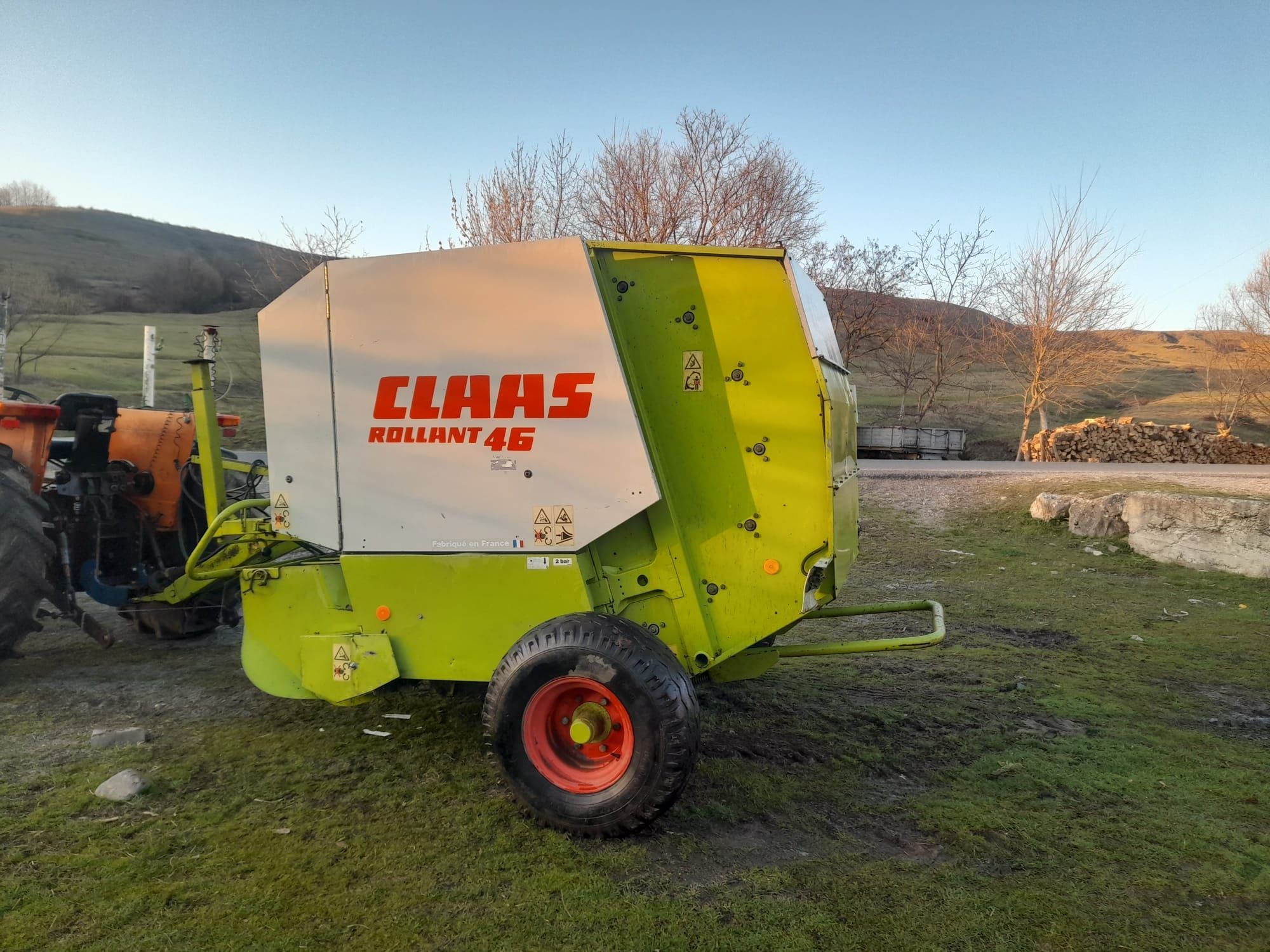 Vând presă de balotat Claas 46