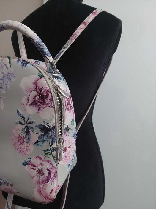 Rucsac cu motiv floral Mohito gri