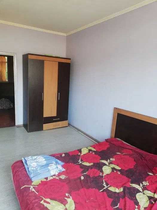 Чиланзар 12кв 3.1.4 панель 65 кв м
не торец
балкн 1.5/3 орр Фархадский