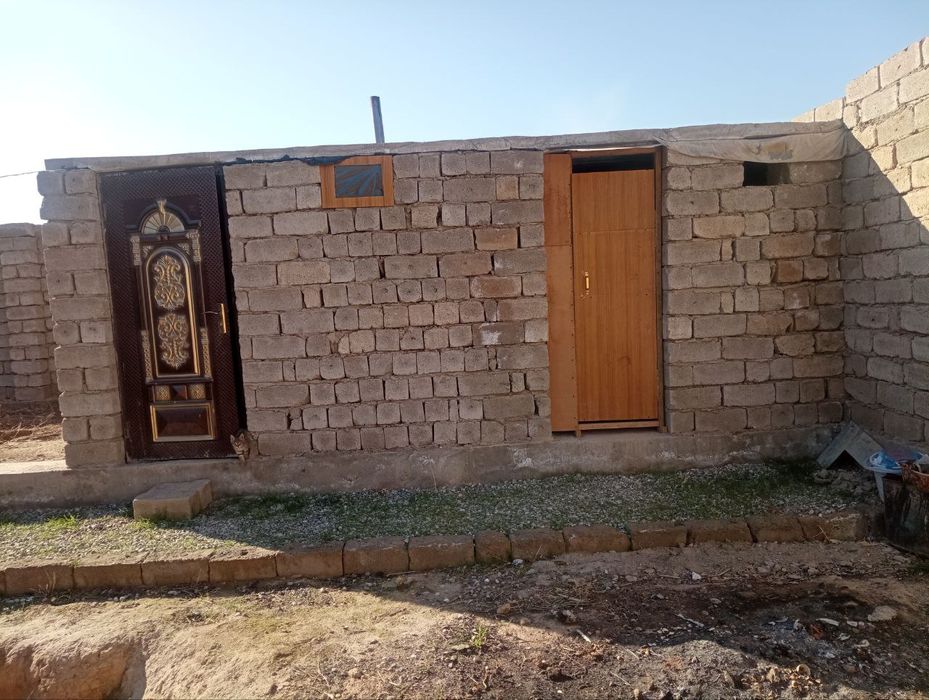 Карши шахридан ховли сотилади