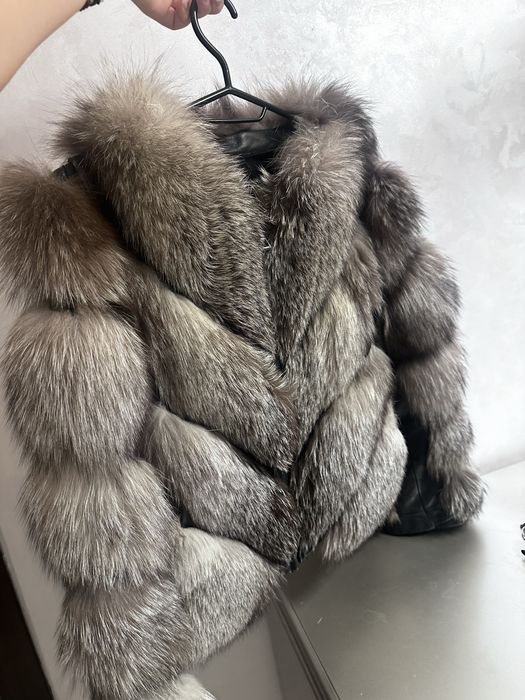 Haina din blana naturala