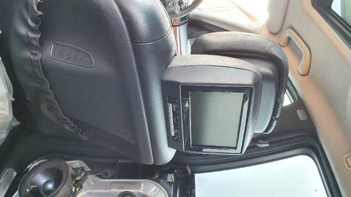 scaune interior dvd in tetiere Mercedes S class W221