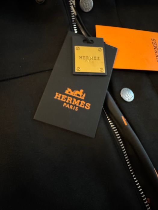 Hermes-Чисто ново оригинално мъжко зимно яке Л размер