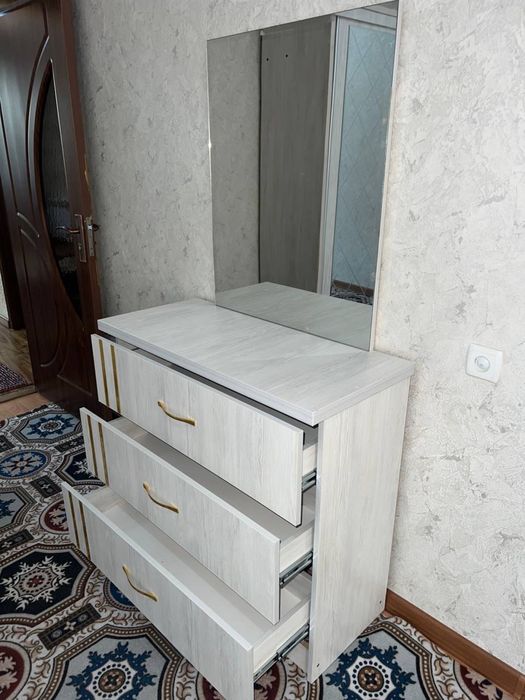 Комод, трюмо ,честер