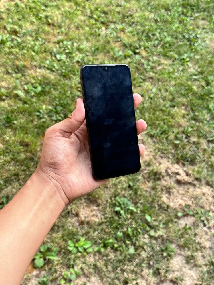 Redmi 7 Sotiladi