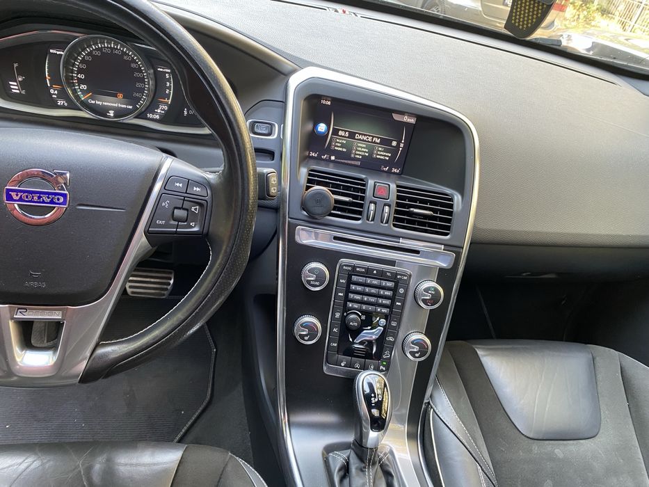 Volvo XC60 R-Design D4 2.4 190CP 2017