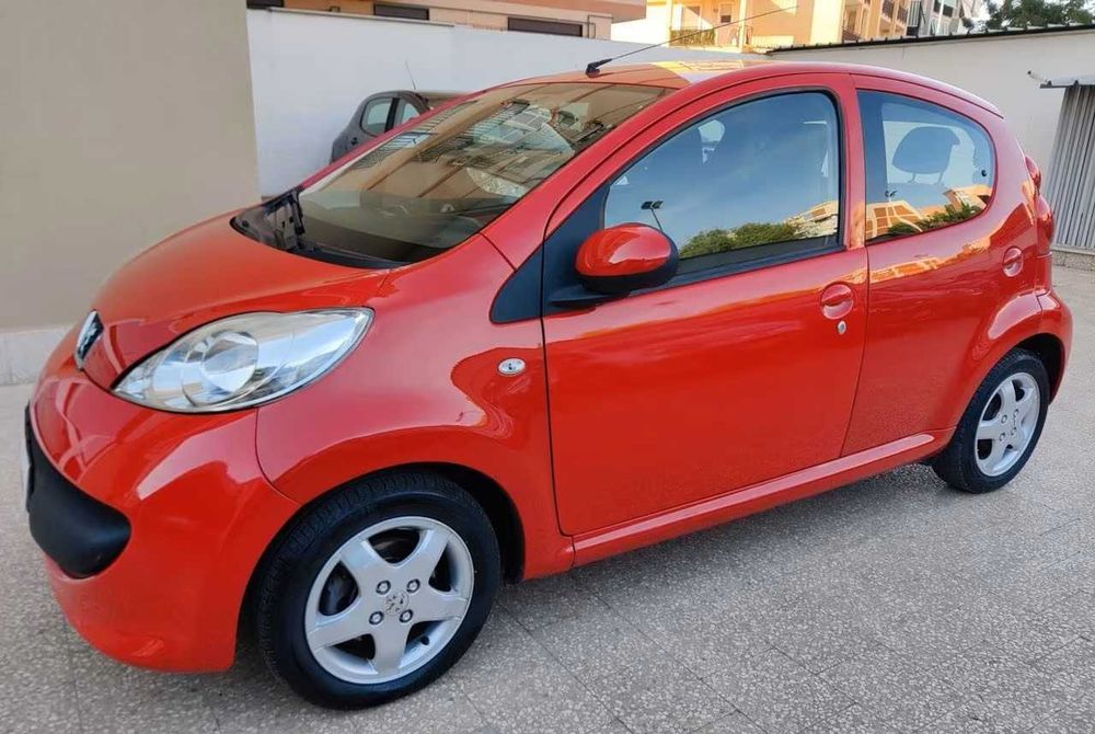 Peugeot 107 benzina cutie robotizata euro 5