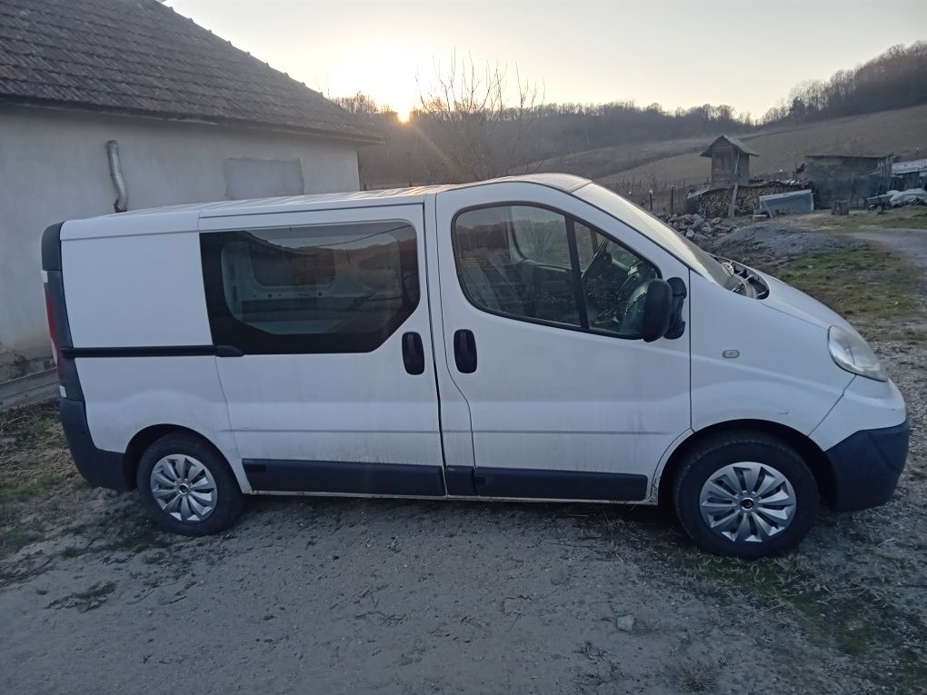 Renault Trafic 2008 - Diesel - Stare perfectă!