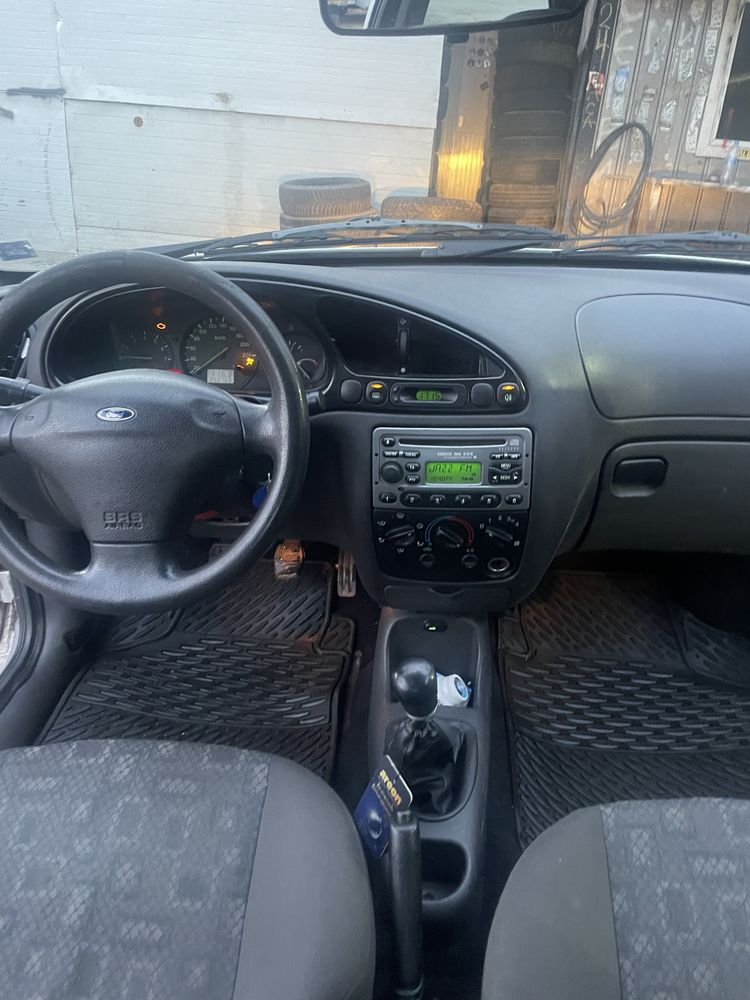 Ford fiesta 1.2 16 v mnogo e pergva