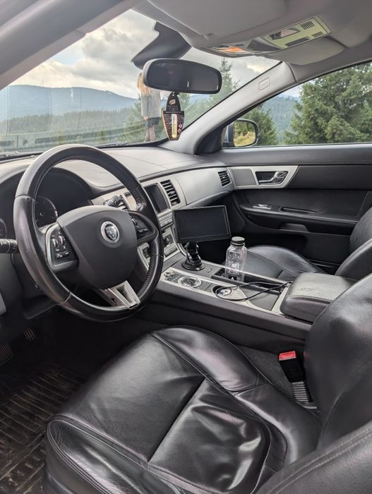 Jaguar xf-s 2012 2.2 D