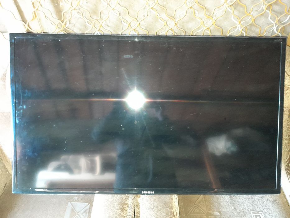 Смарт телевизор...