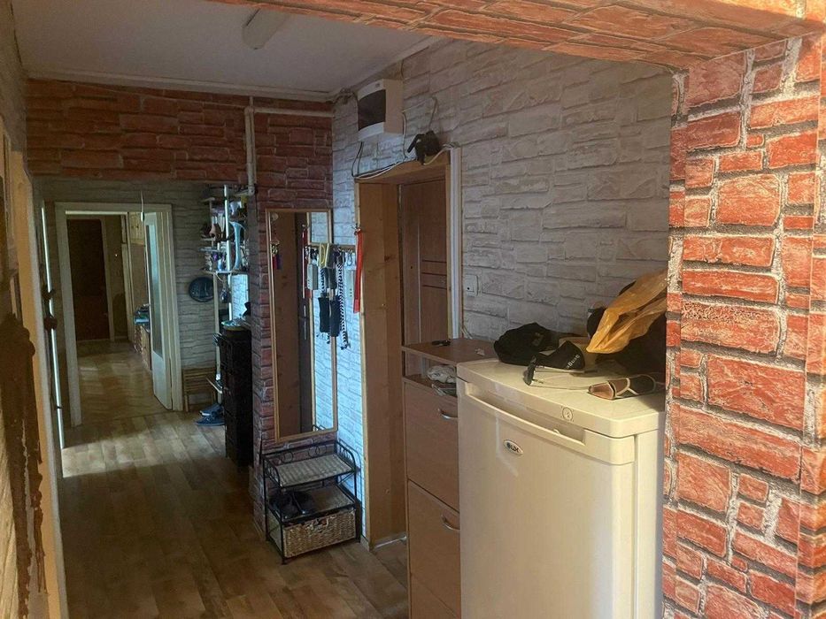 Apartament Central 4 camere Etaj 4 + boxa + garaj - Mag Maramures