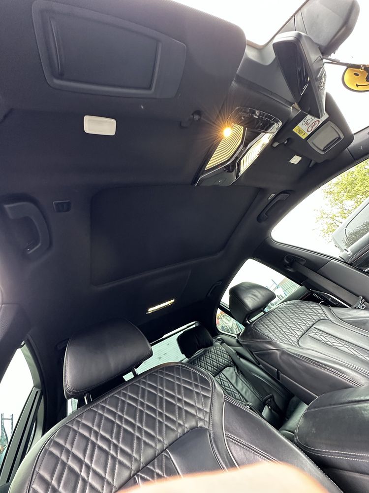 Plafon negru cu trapa BMW Seria 7 G11 2015-2022