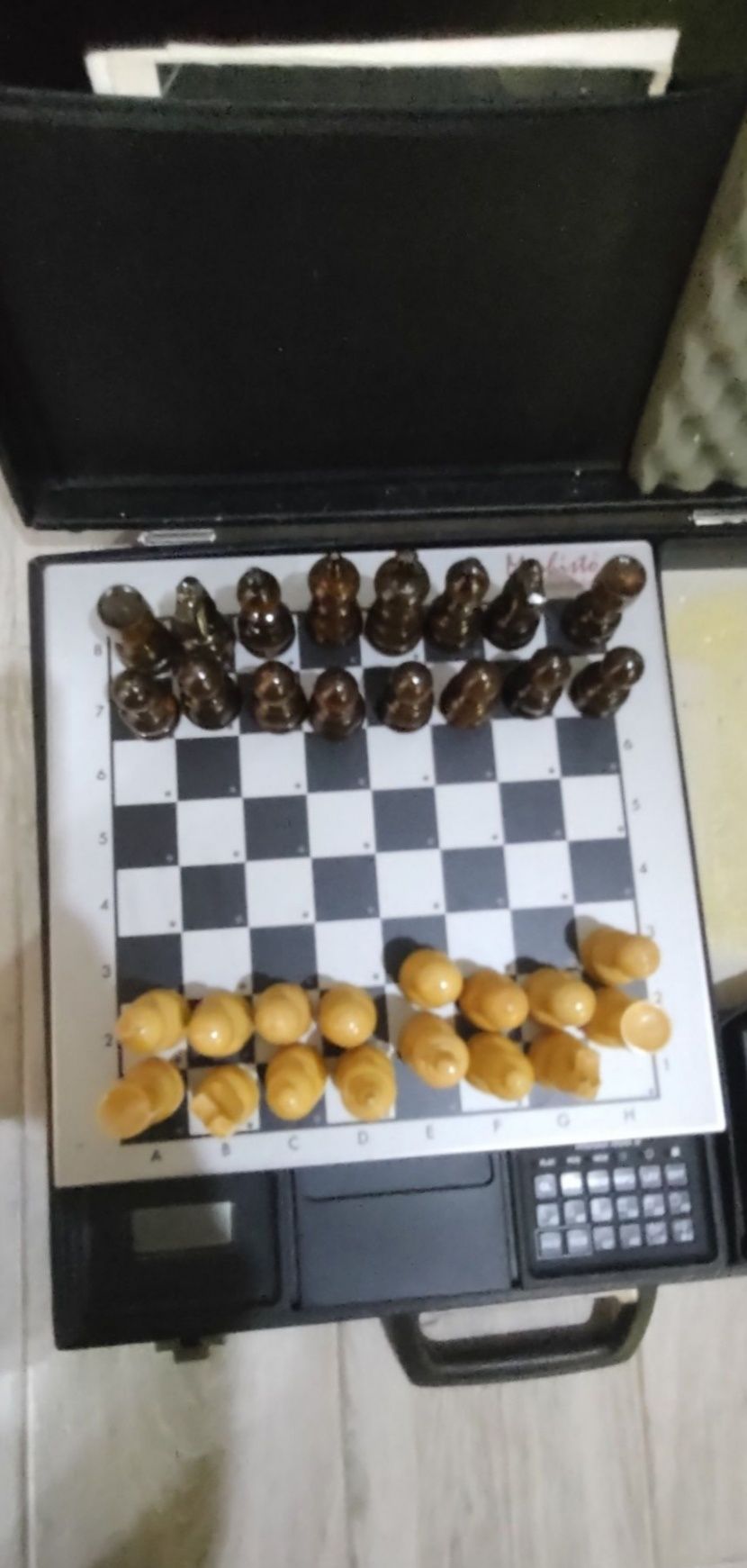 Електронен шах с батерия