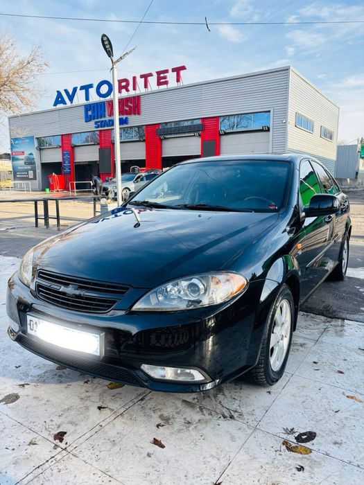 Gentra 3 позиция, 2023год. 27,000 пробег, с люком.