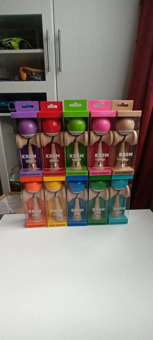 Kendama Krom Pop  Sticky