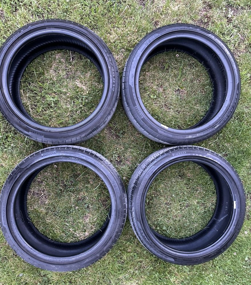 Pirelli 225 40 19