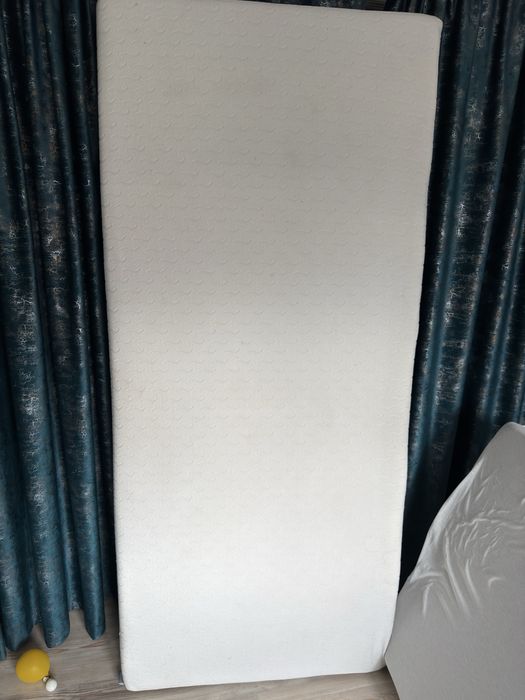 Saltele din spuma cu memorie JYSK WELLPUR GOLD F85 90x200