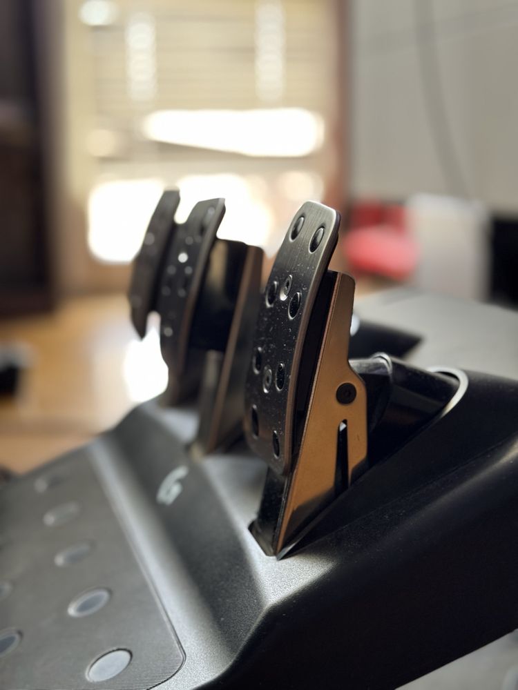 Xbox Series X 1T + G923 + PlaySeat + Shifter