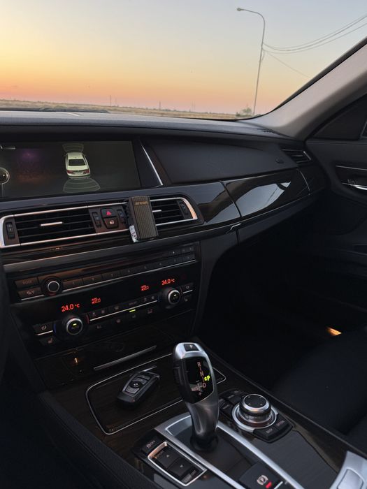 BMW 730 facelift 2013