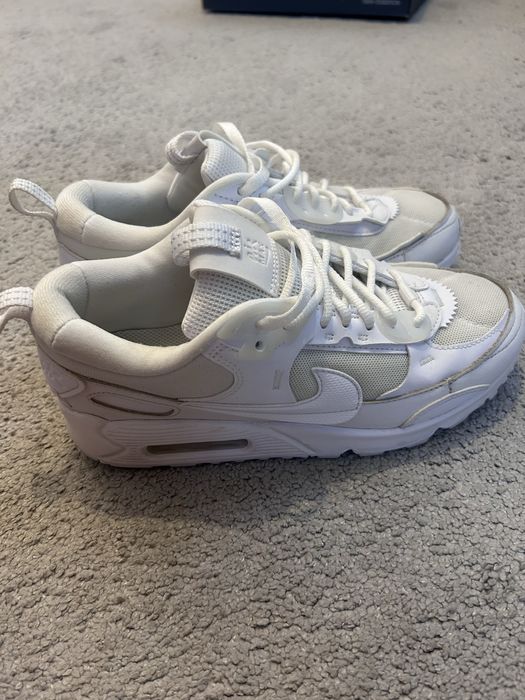 Маратонки Nike air max 37,5 номер