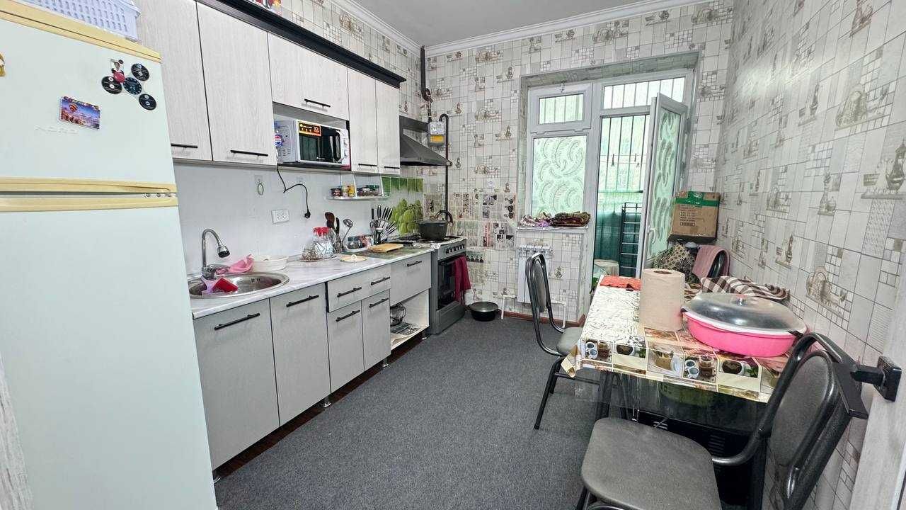 Миндонобод 3 хонали янги қурилган квартира сотилади.ID: 1183
