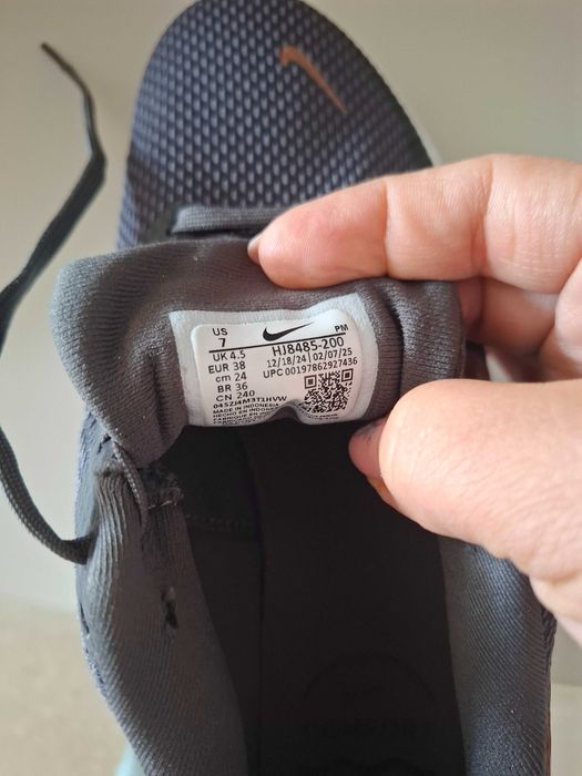 Adidași Nike o purtare ,nr 38