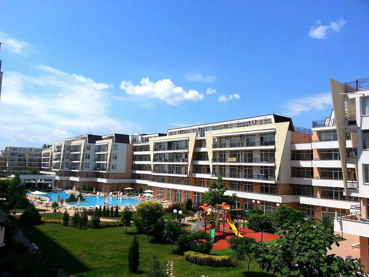 Продава се Двустаен апартамент в к.к. Слънчев бряг - 72 кв.м за 967 €/кв.м - Снимка #14