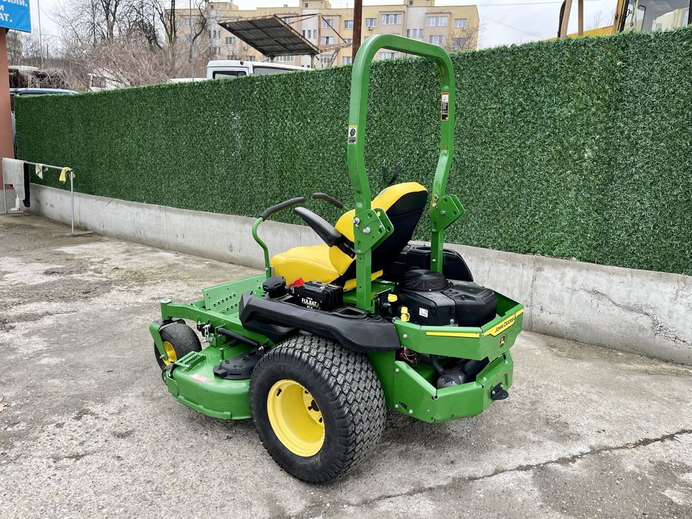 Косачка John Deere Ztrak Z735M