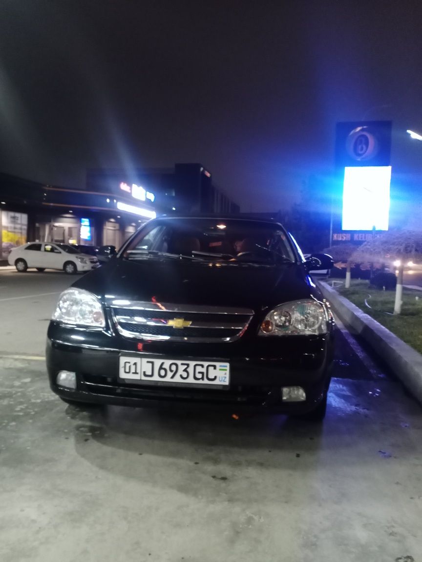 Продаётся Ласетти 1.8 автомат