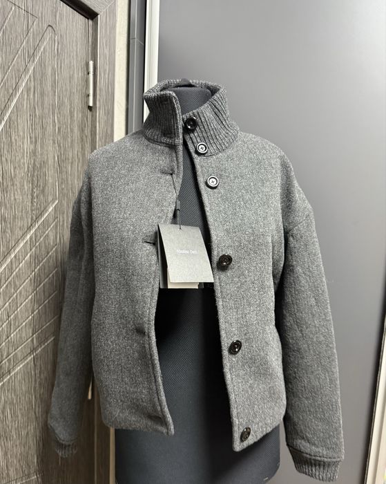 Яке Massimo Dutti