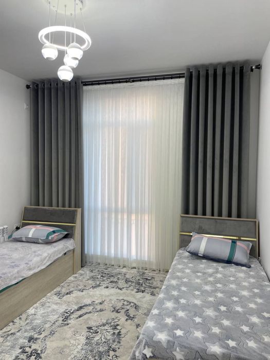 Euro stilda parda va jalyuzilar