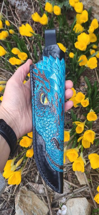 Кожени ръчно изработени кании за ножове с рисунка и без