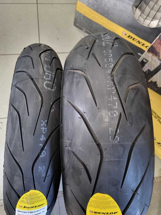 120/70R17 и 200/55R17 DUNLOP МК3 комплект нови гуми за мотоциклет