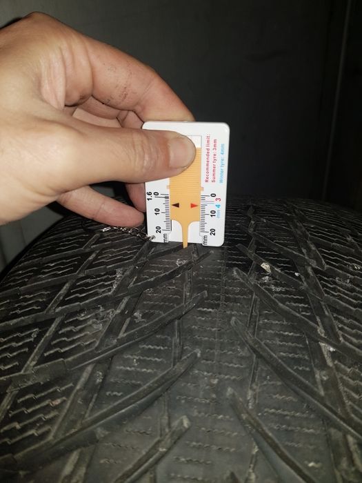 Anvelope Nokian 255 45 R19