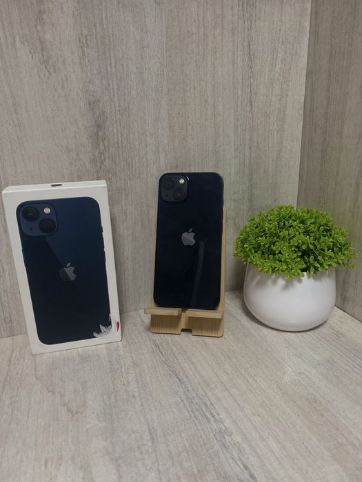 продам iphone 13