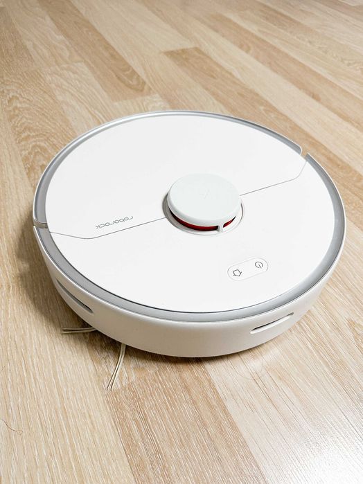 Roborock S6 Pure – Aspirator si mop, stare buna, functioneaza perfect