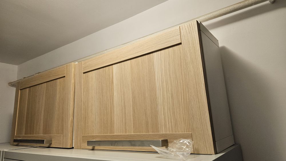 Vand 5 corpuri BESTA