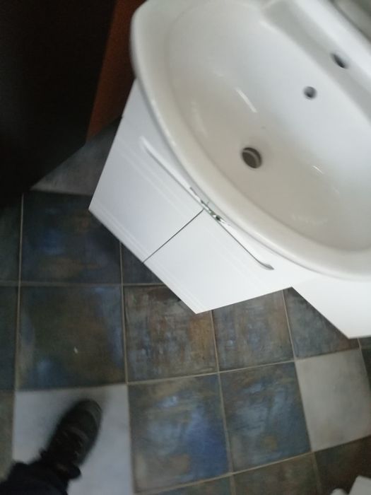 Нов Шкаф с мивка за Баня пвц водоустоичив 51/43