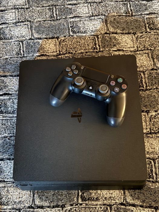 Playstation 4 Slim 1TB