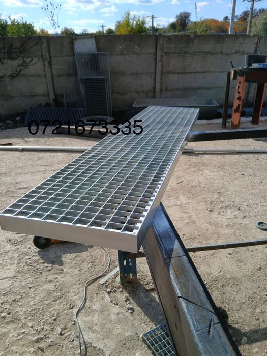 Grilaje zincate trepte zincate