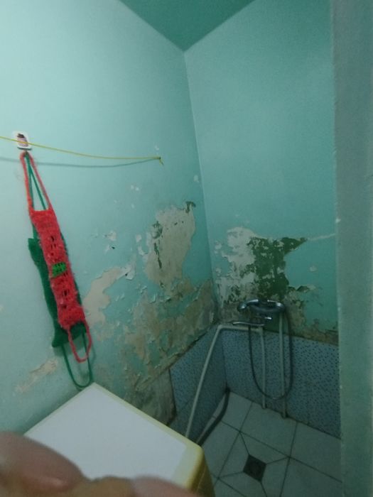 Продаётся квартира  в бывшем общежитие на Лисуново