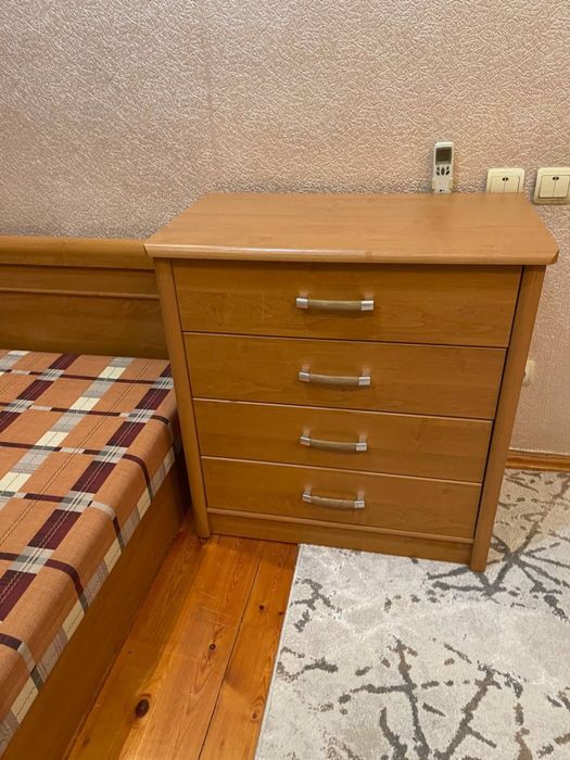 Продается мебель спальный гарнитур