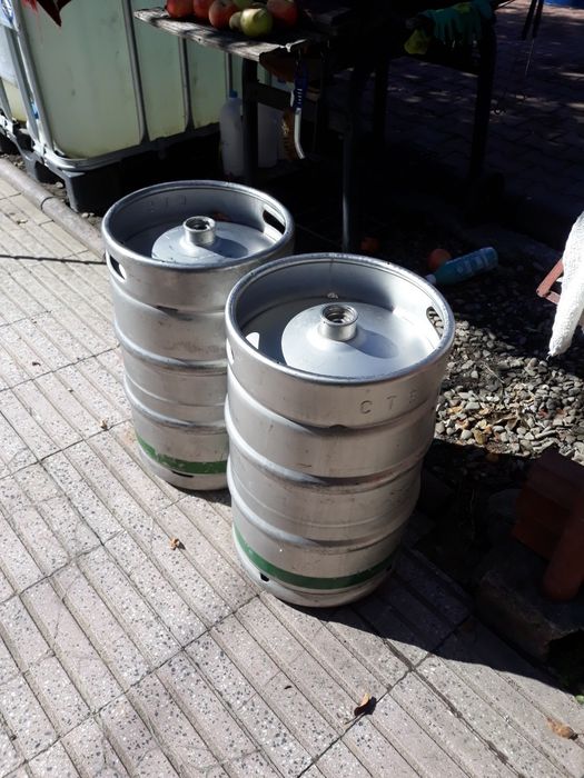 Butoaie de bere de inox alimentar de 30 litrii și de 50 litrii  ideale